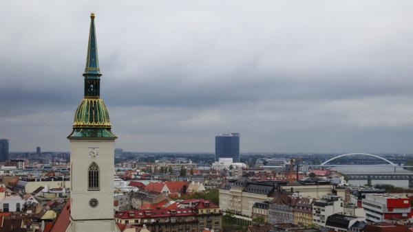 Bratislava : Zoom sur le Plan Juncker et la politique de défense (Audio)