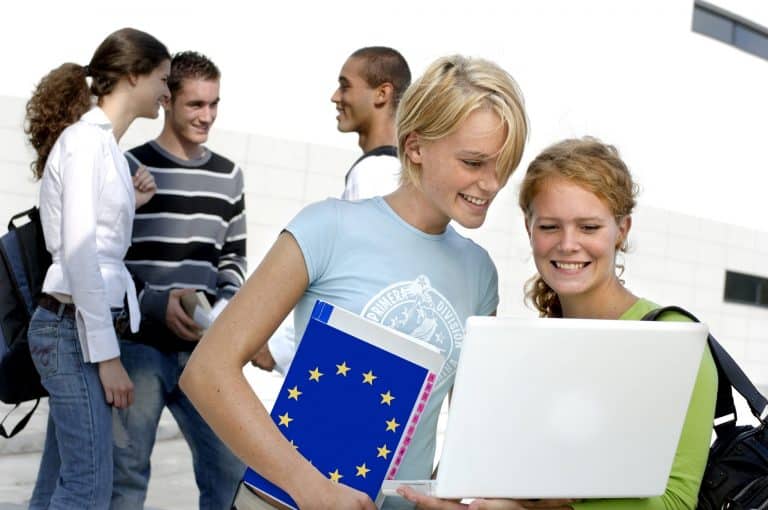 Les jeunes et la citoyenneté européenne (Audio)
